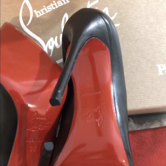 Christian Louboutin heels - Picture 4 of 6